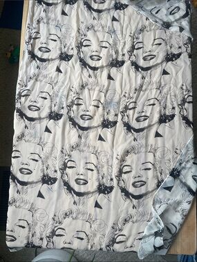 Monroe Pop Art Face Print Sheet Black & White Silk Scarf